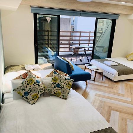 Wellstay Honmachi Осака Екстериор снимка